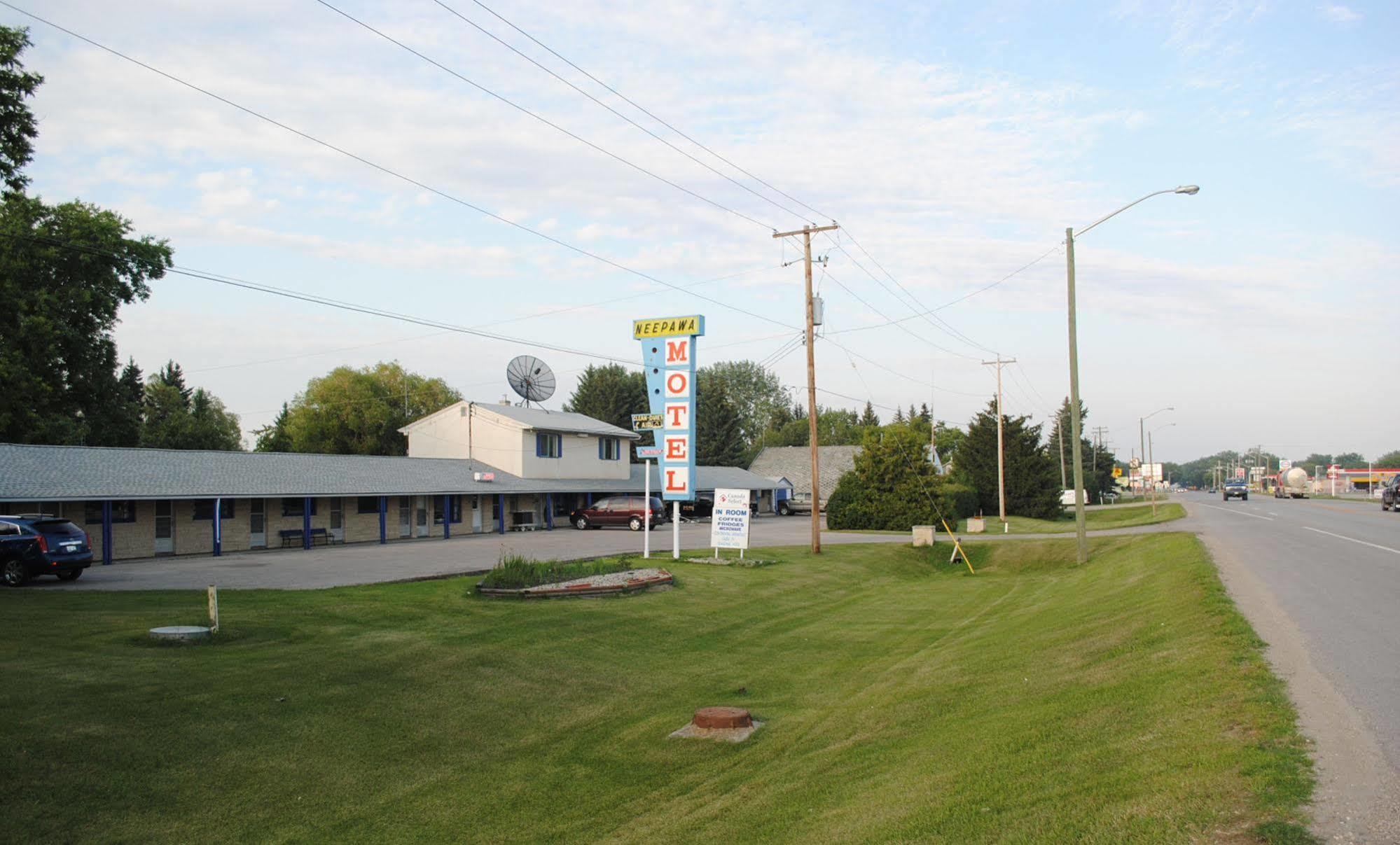 Neepawa Motel Exterior foto